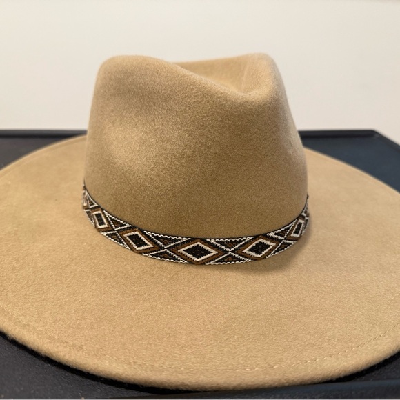 Natural Reflections Wool Felt Tan Wide Brim Hat w/ Patterned Aztec Band Safari - Picture 2 of 9